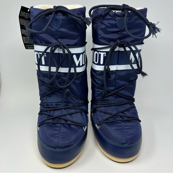 Icon Moon Boots - Picture 4 of 9